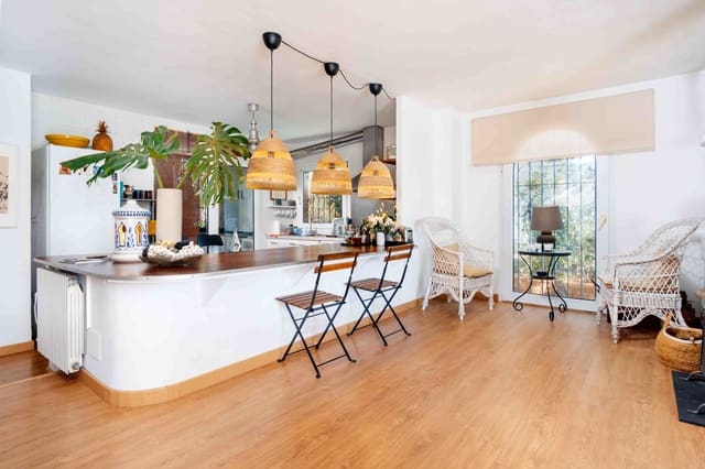 4 soveværelse Lejlighed til salg i San Agustín / Sant Agustí, Palma de Mallorca med swimmingpool - € 800.000 (Ref: 8814612)