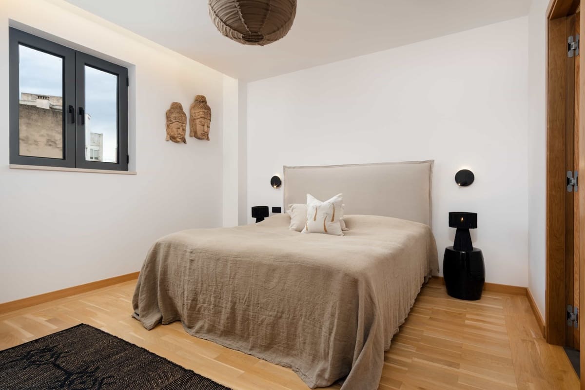 3 bedroom Flat for sale in Palma de Mallorca - € 3,200,000 (Ref: 8826045)