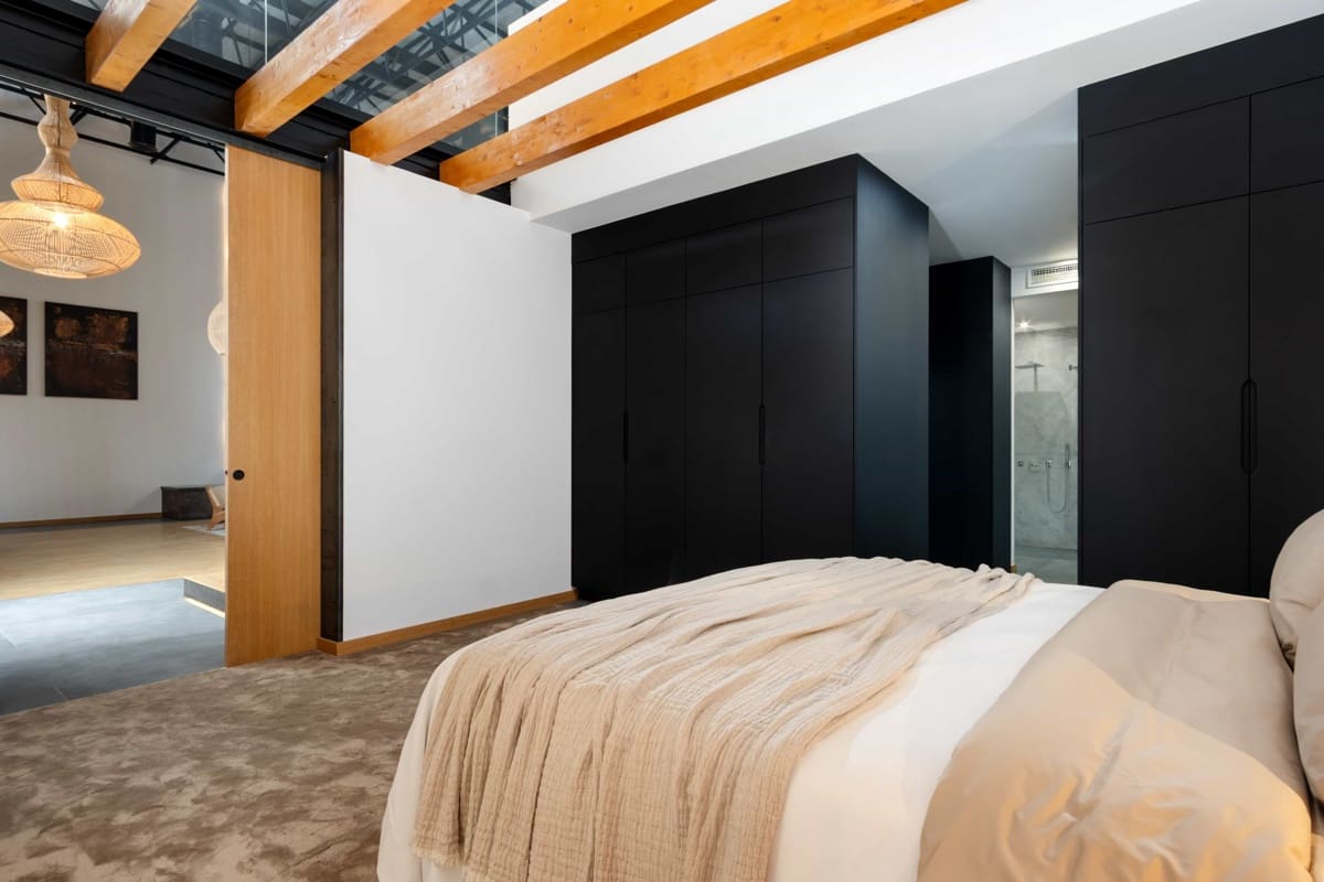 3 bedroom Flat for sale in Palma de Mallorca - € 3,200,000 (Ref: 8826045)