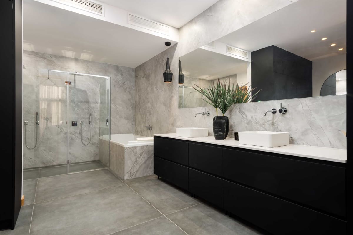 3 bedroom Flat for sale in Palma de Mallorca - € 3,200,000 (Ref: 8826045)