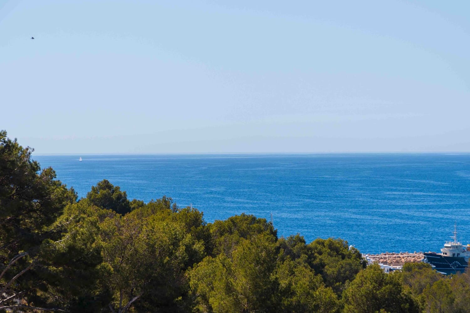 2 bedroom Flat for sale in Bendinat with garage - € 395,000 (Ref: 8913325)