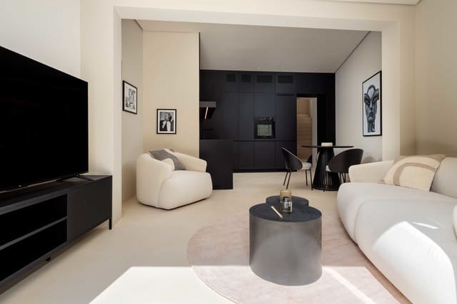 3 soveværelse Byhus til salg i Santa Catalina, Palma de Mallorca med swimmingpool garage - € 1.650.000 (Ref: 8944413)