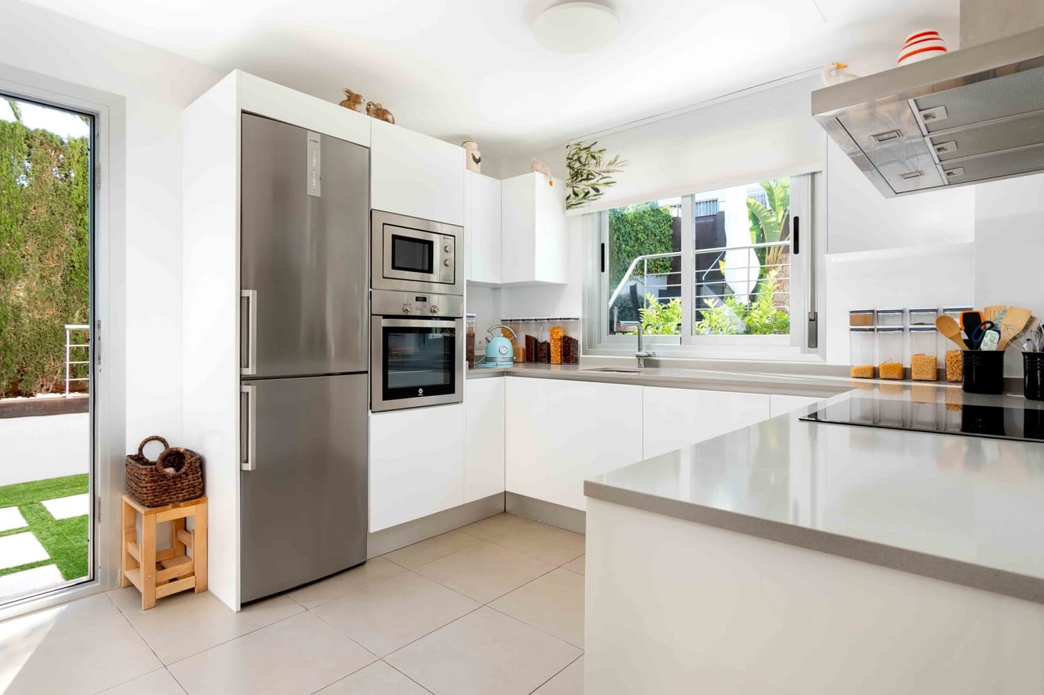 3 slaapkamer Huis te koop in Cala Blava met zwembad garage - € 1.550.000 (Ref: 9105042)