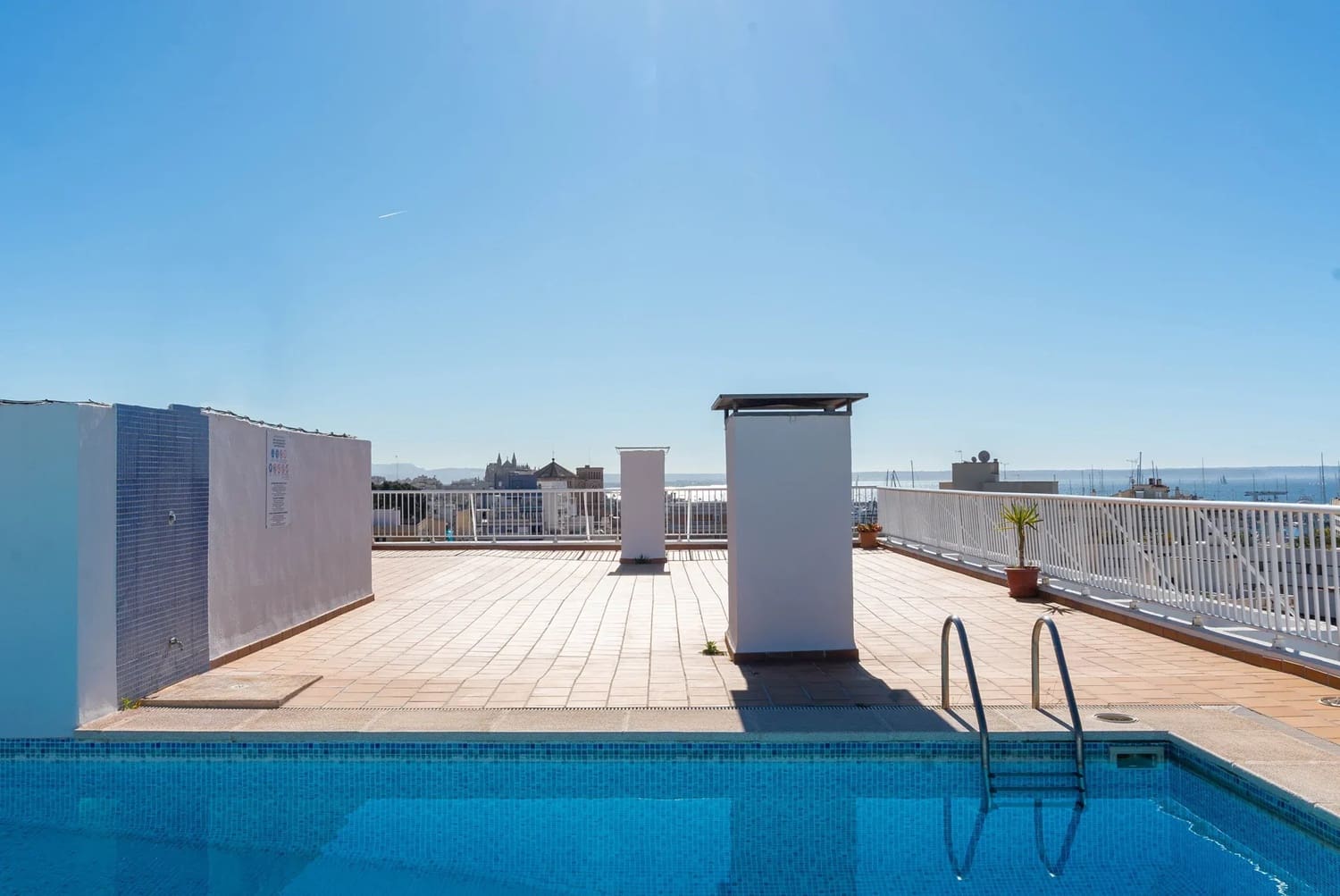 3 soverom Leilighet til salgs i Palma de Mallorca med svømmebasseng garasje - € 850 000 (Ref: 9335716)