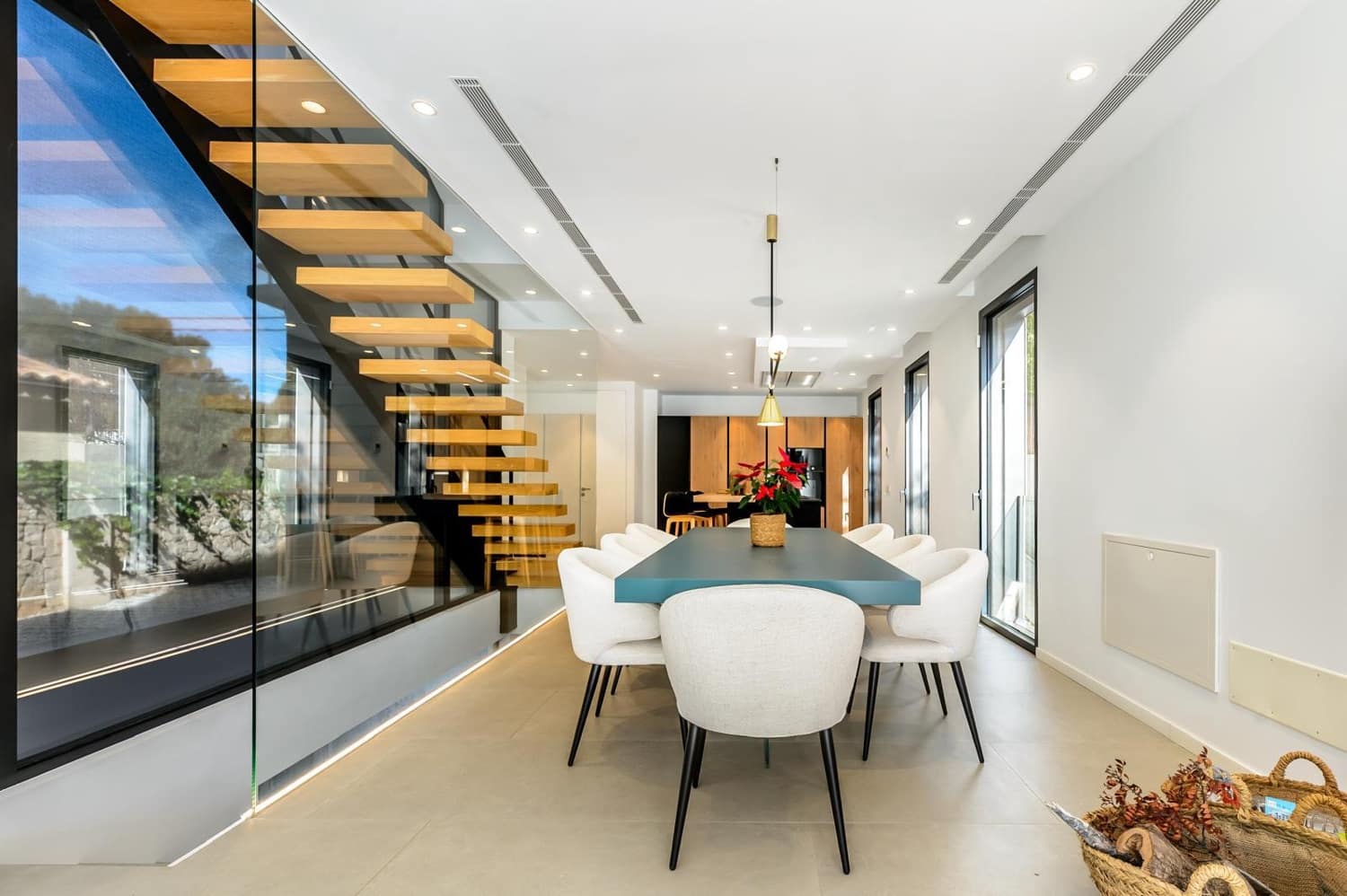 4 makuuhuone Huvila myytävänä paikassa Bendinat mukana uima-altaan 
autotalli - 6 200 000 € (Ref: 9343509)