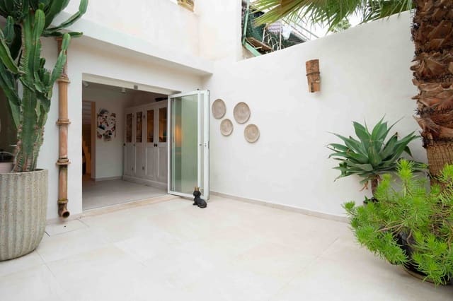 3 chambre Maison de Ville à vendre à Santa María del Camí avec piscine - 739 000 € (Ref: 9401334)