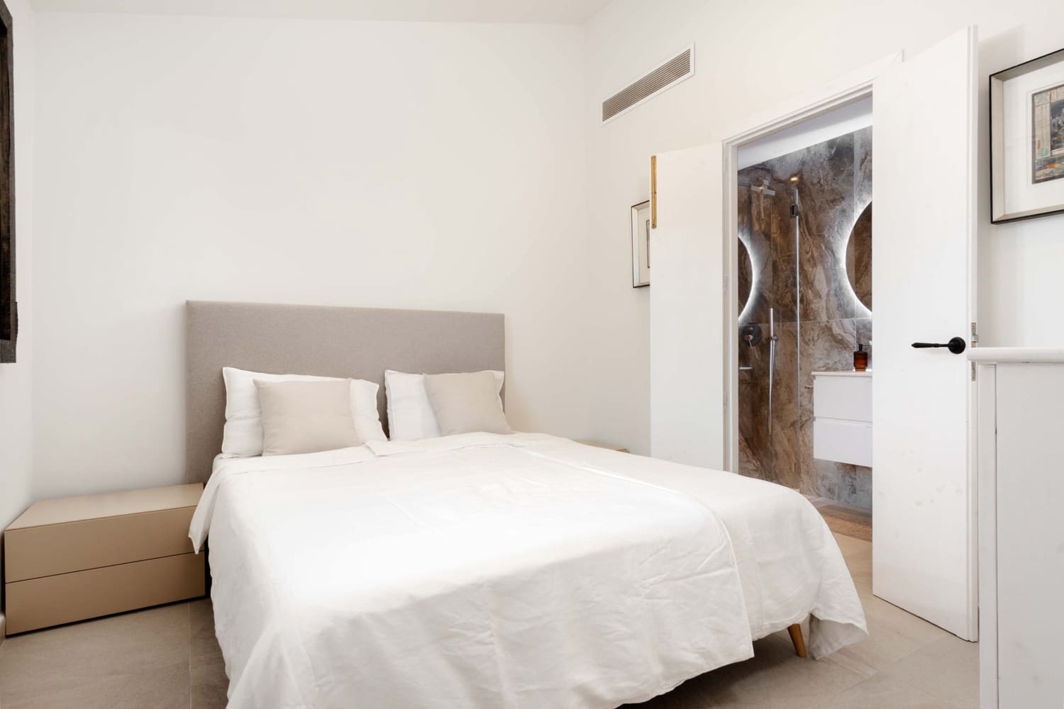 3 bedroom Townhouse for sale in Santa Maria del Cami with pool - € 739,000 (Ref: 9401334)