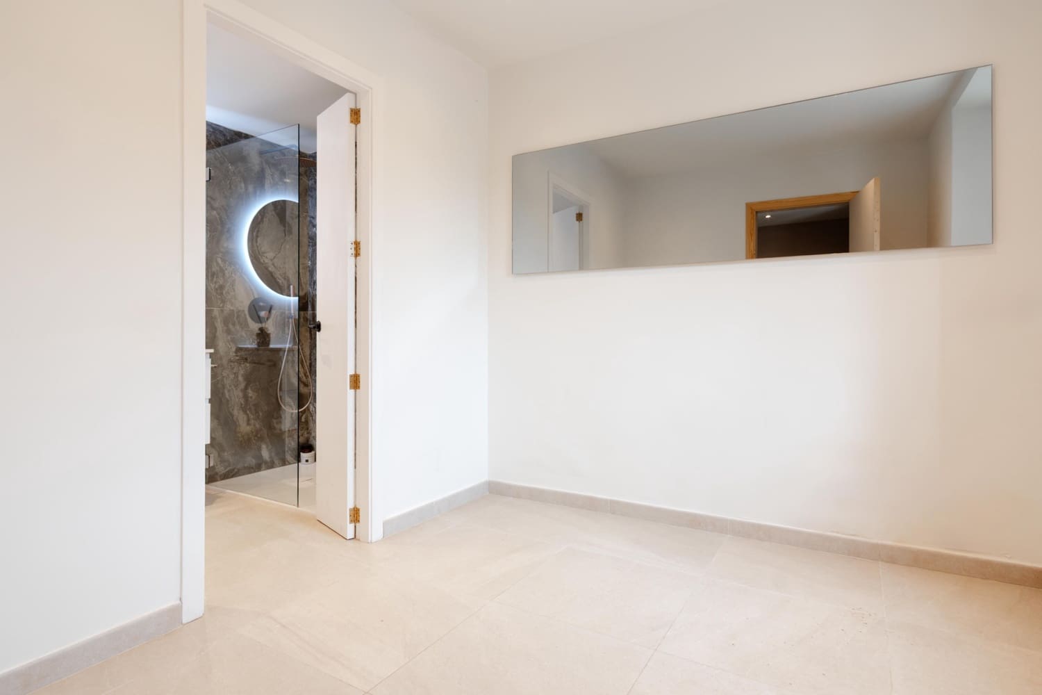 3 bedroom Townhouse for sale in Santa Maria del Cami with pool - € 739,000 (Ref: 9401334)