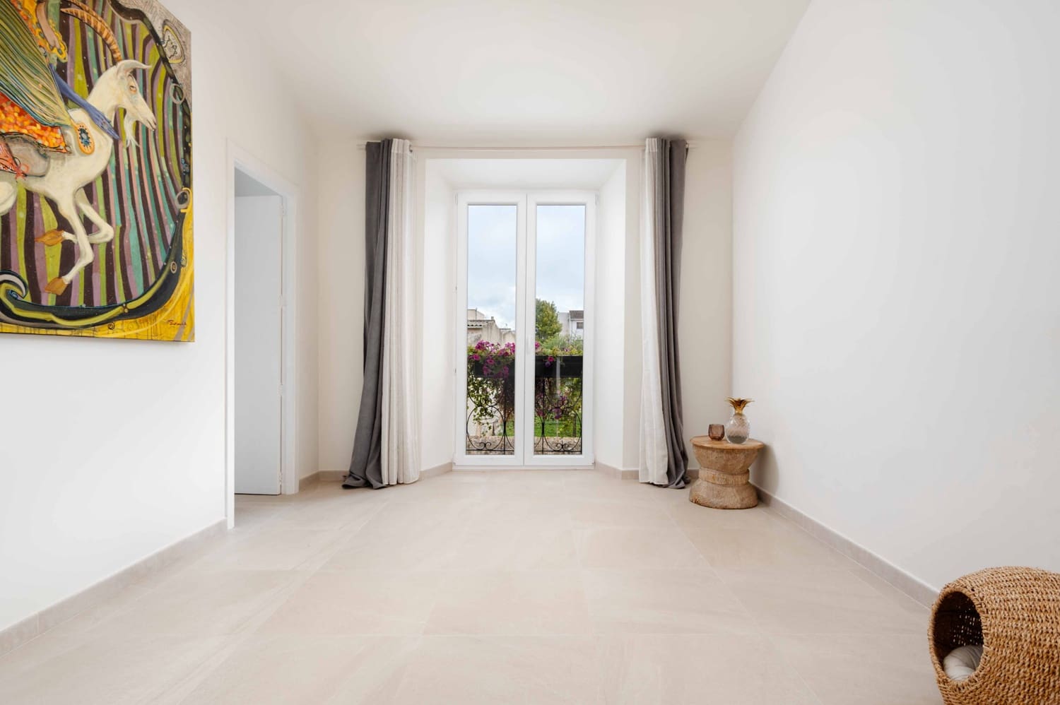 3 bedroom Townhouse for sale in Santa Maria del Cami with pool - € 739,000 (Ref: 9401334)