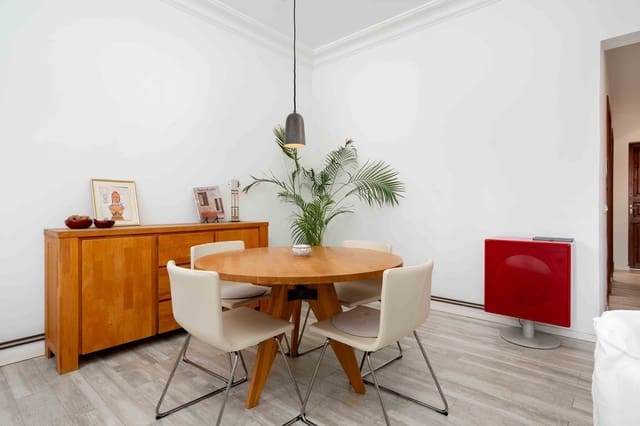 2 bedroom Penthouse for sale in Santa Catalina, Palma de Mallorca - € 850,000 (Ref: 9547182)