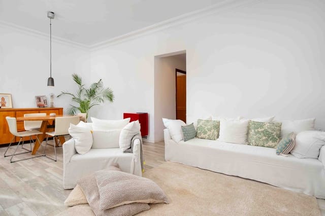 2 bedroom Penthouse for sale in Santa Catalina, Palma de Mallorca - € 850,000 (Ref: 9547182)