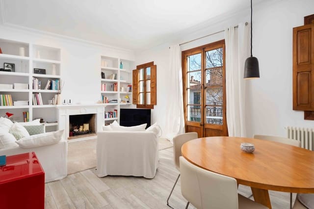 2 bedroom Penthouse for sale in Santa Catalina, Palma de Mallorca - € 850,000 (Ref: 9547182)