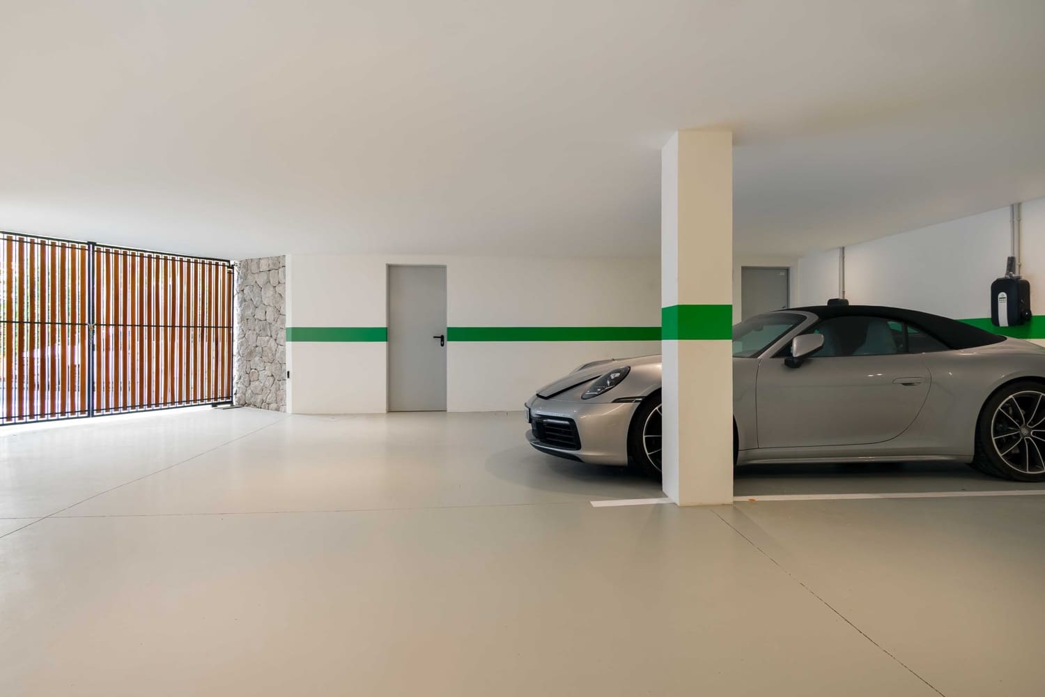 2 soveværelse Lejlighed til salg i Palma de Mallorca med garage - € 1.450.000 (Ref: 9563793)