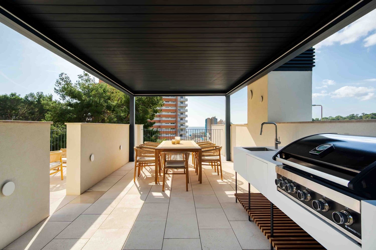 2 soveværelse Penthouse til salg i Palma de Mallorca med garage - € 1.995.000 (Ref: 9563794)