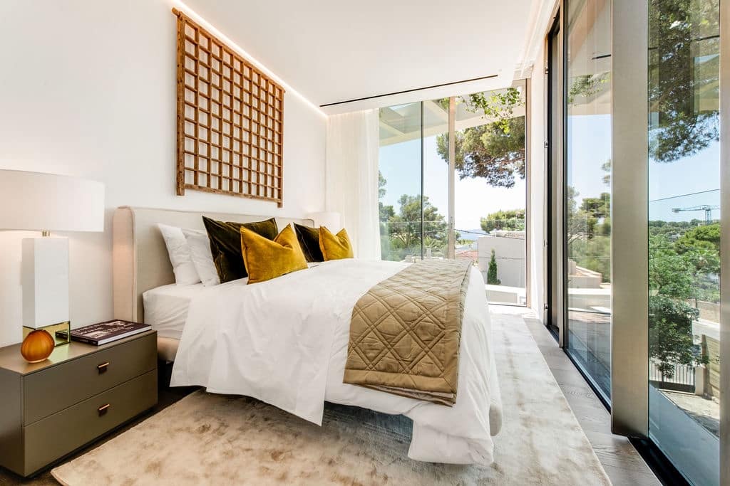 4 bedroom Villa for sale in Bendinat with pool - € 6,800,000 (Ref: 9630607)