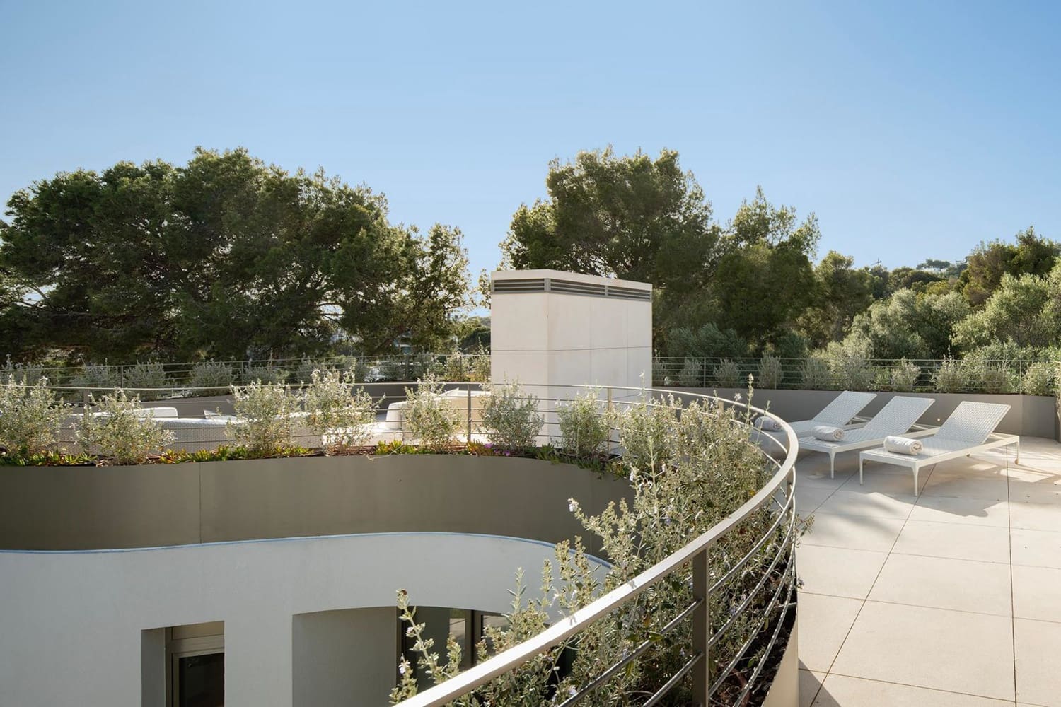 4 bedroom Villa for sale in Bendinat with pool - € 6,800,000 (Ref: 9630607)