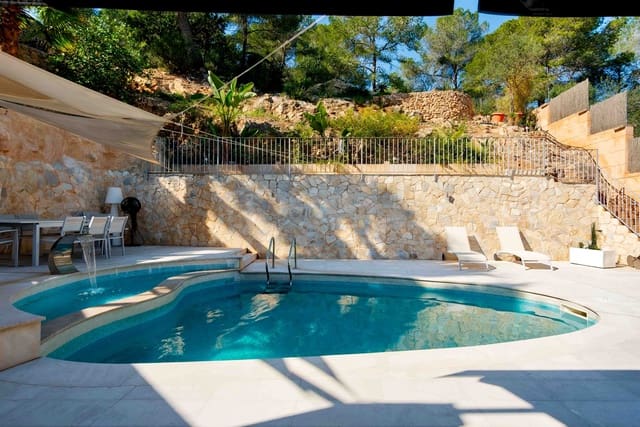 4 makuuhuone Huvila myytävänä paikassa Bendinat, Calvià mukana uima-altaan - 2 250 000 € (Ref: 9656833)