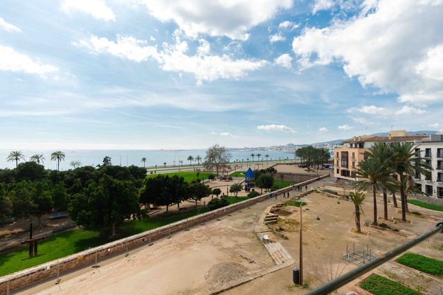 3 soverom Leilighet til salgs i La Calatrava, Palma de Mallorca med garasje - € 3 500 000 (Ref: 9725054)