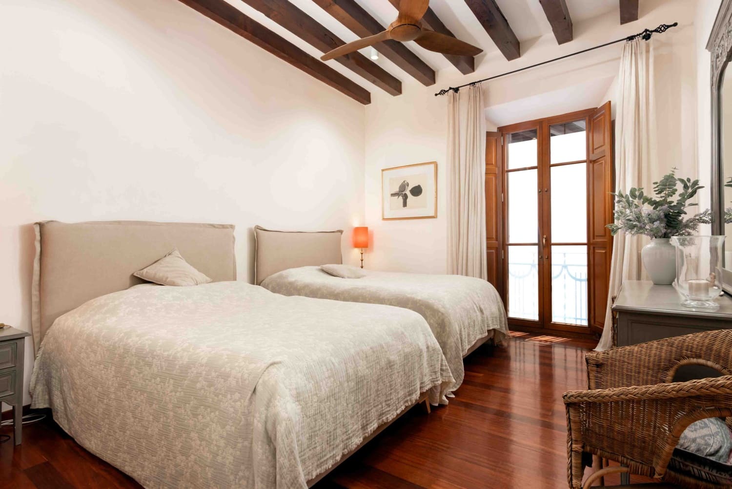 3 bedroom Flat for sale in Palma de Mallorca with garage - € 4,750,000 (Ref: 9725054)