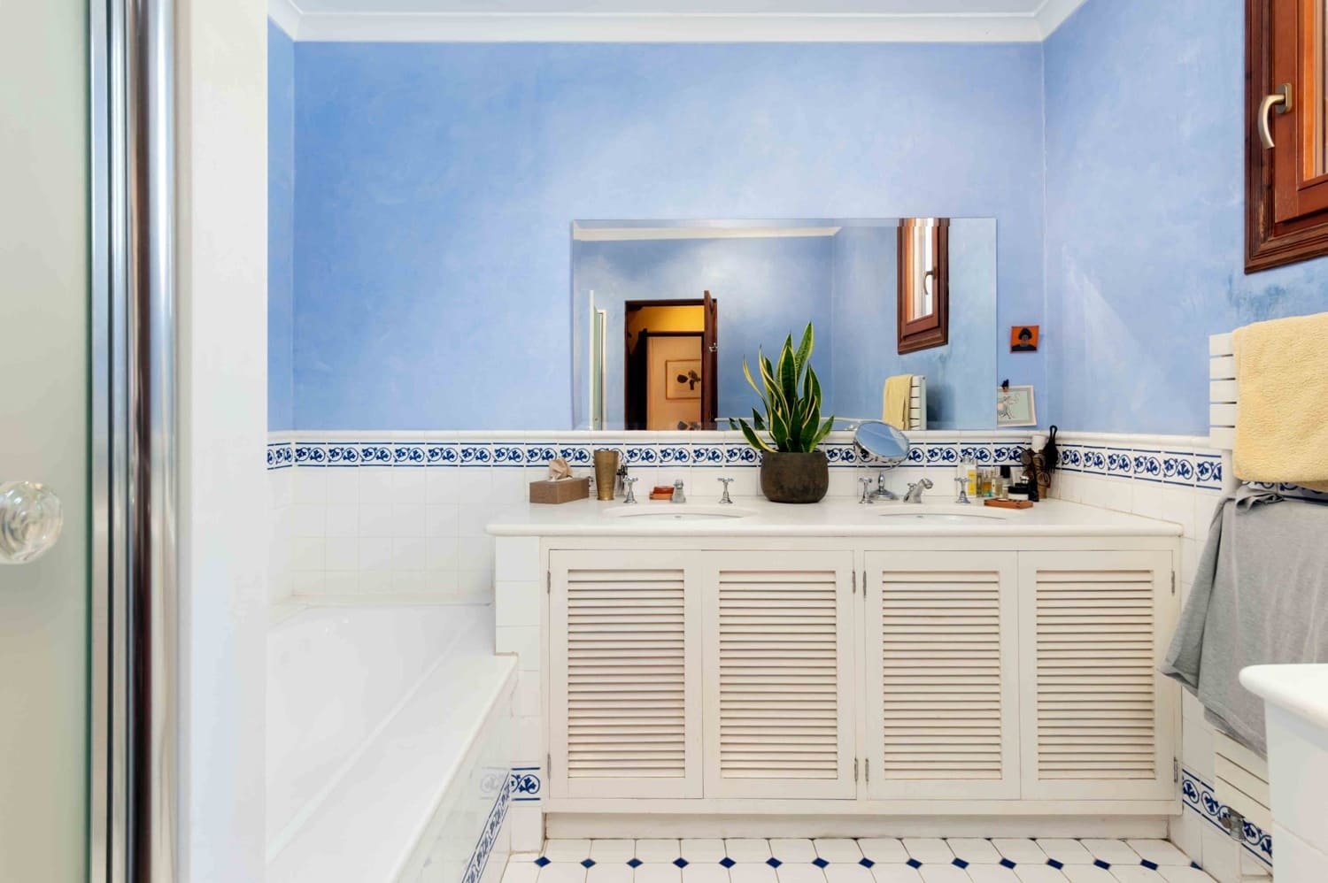 3 bedroom Flat for sale in Palma de Mallorca with garage - € 4,750,000 (Ref: 9725054)