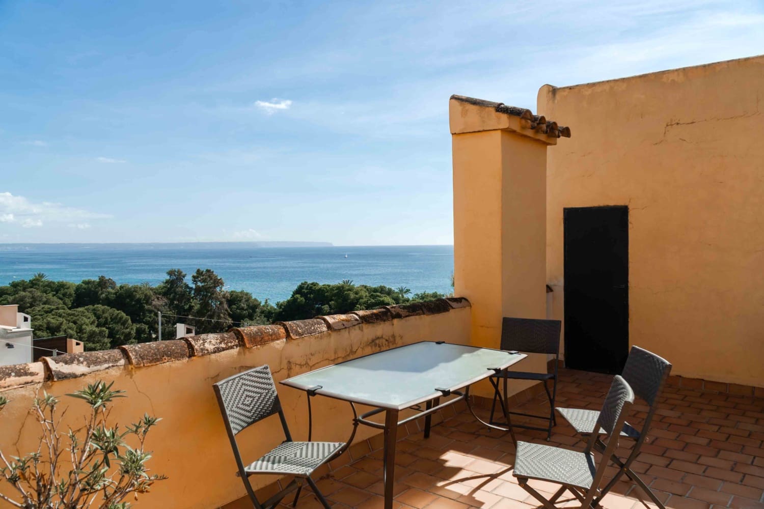 3 bedroom Flat for sale in Palma de Mallorca with garage - € 4,750,000 (Ref: 9725054)