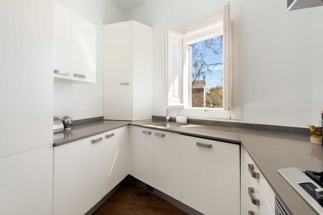 2 Zimmer Penthouse zu verkaufen in Cort, Palma de Mallorca mit Garage - 875.000 € (Ref: 9733801)