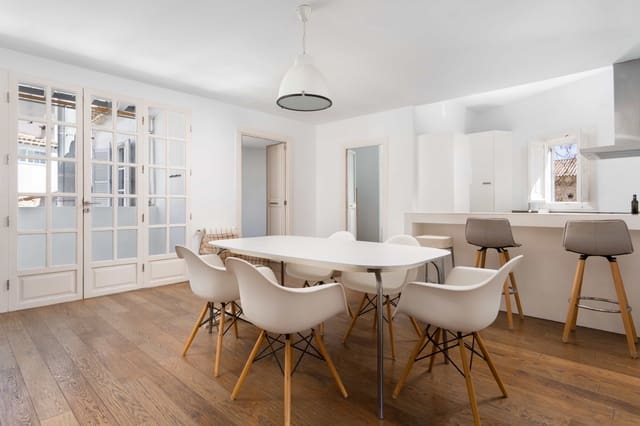 2 Zimmer Penthouse zu verkaufen in Cort, Palma de Mallorca mit Garage - 875.000 € (Ref: 9733801)