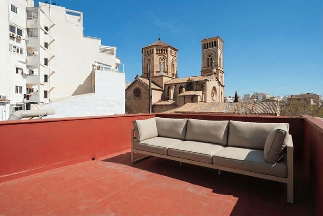 2 Zimmer Penthouse zu verkaufen in Cort, Palma de Mallorca mit Garage - 875.000 € (Ref: 9733801)