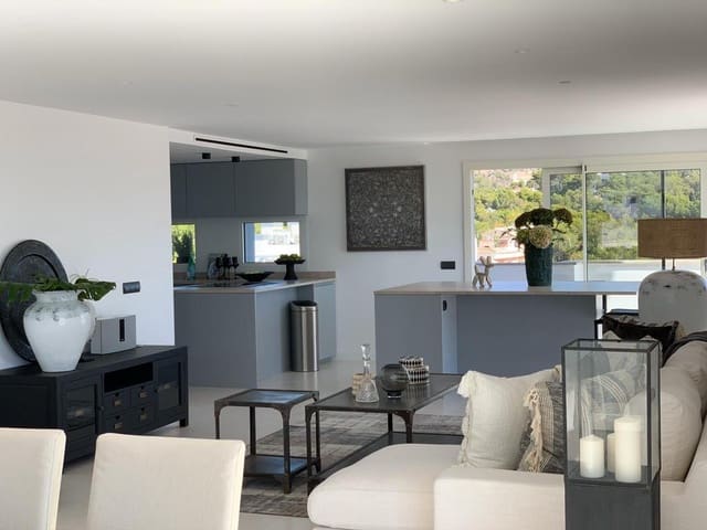 3 chambre Penthouse à vendre à Portals Nous, Calvià avec piscine garage - 2 350 000 € (Ref: 9752614)