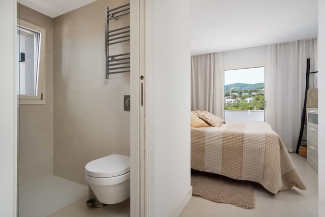 3 bedroom Penthouse for sale in Portals Nous, Calvià with pool garage - € 2,350,000 (Ref: 9752614)