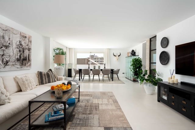 3 bedroom Penthouse for sale in Portals Nous, Calvià with pool garage - € 2,350,000 (Ref: 9752614)