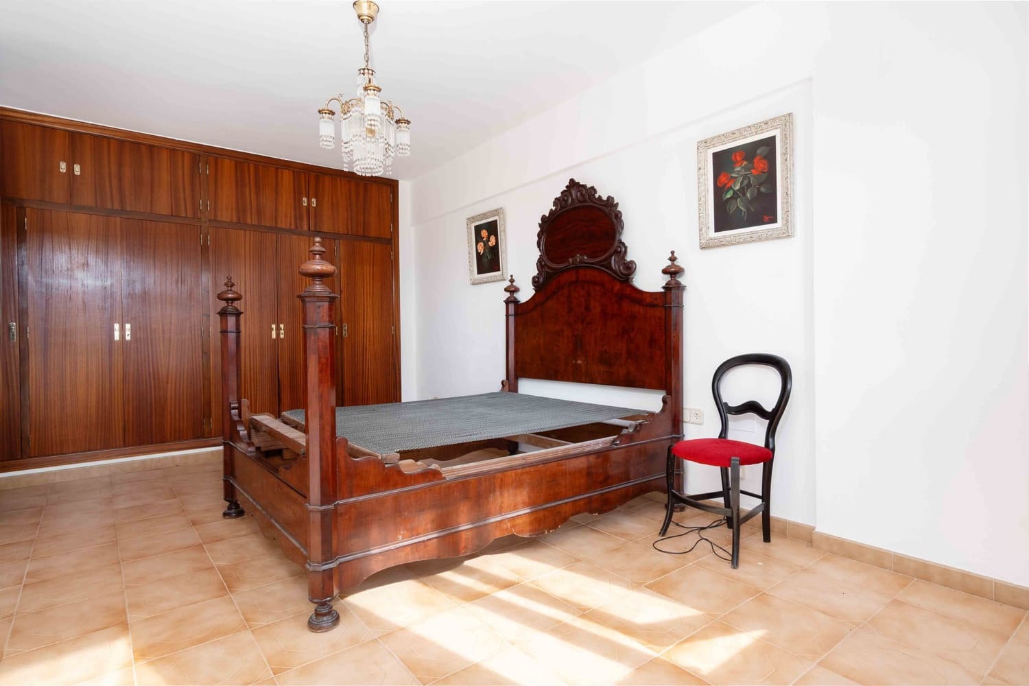 4 soverom Hus til salgs i Establiments med svømmebasseng - € 1 050 000 (Ref: 9769133)