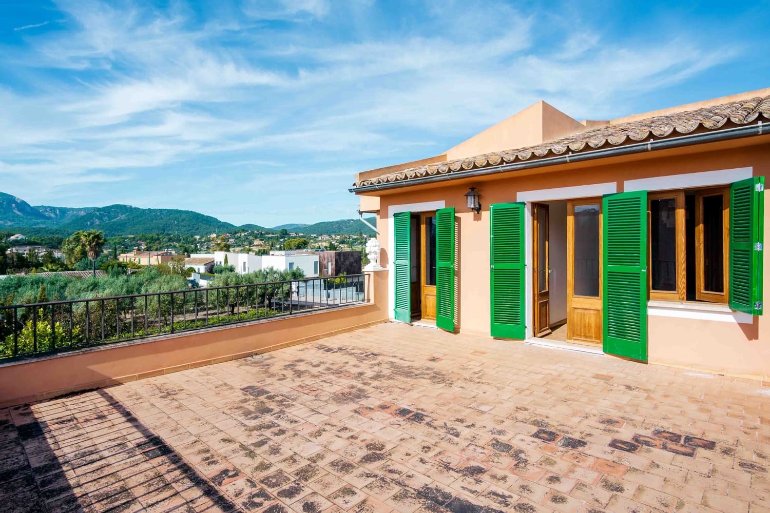 4 soverom Hus til salgs i Establiments med svømmebasseng - € 1 050 000 (Ref: 9769133)