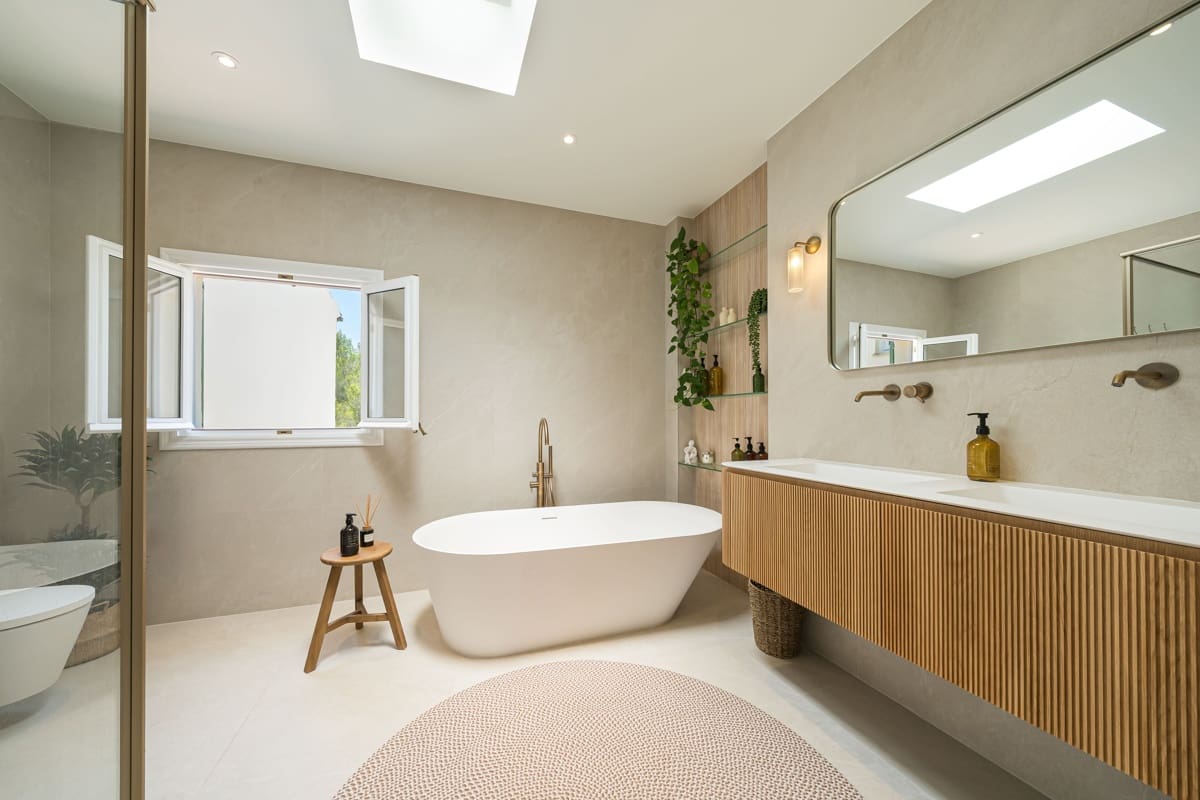8 bedroom Townhouse for sale in Palma de Mallorca with pool garage - € 3,650,000 (Ref: 9823298)