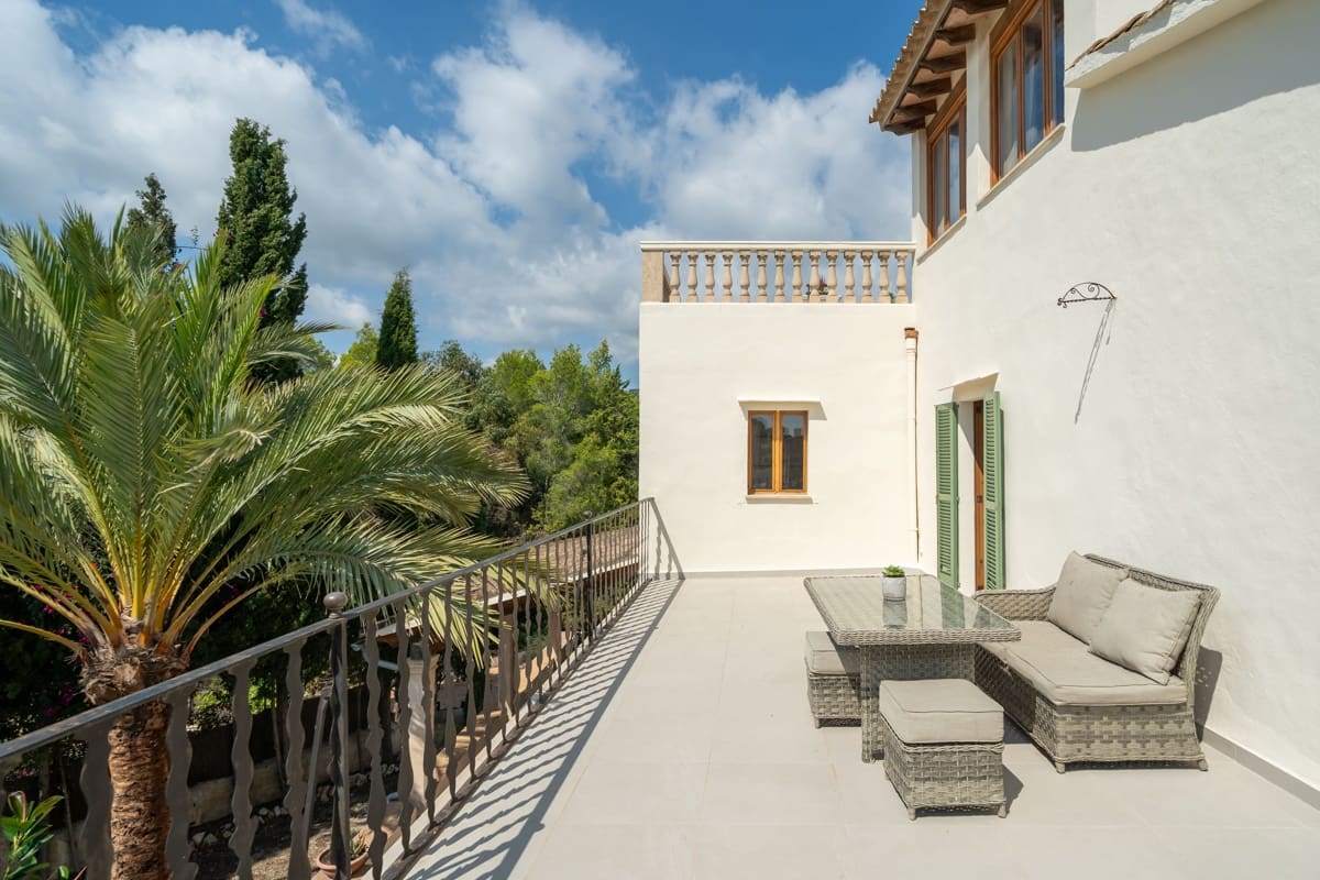 8 bedroom Townhouse for sale in Palma de Mallorca with pool garage - € 3,650,000 (Ref: 9823298)