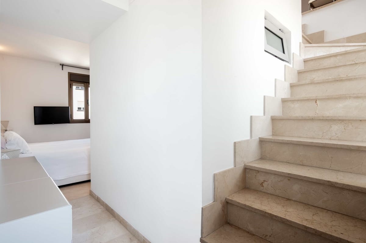 2 slaapkamer Penthouse te koop in Palma de Mallorca met garage - € 650.000 (Ref: 9827598)