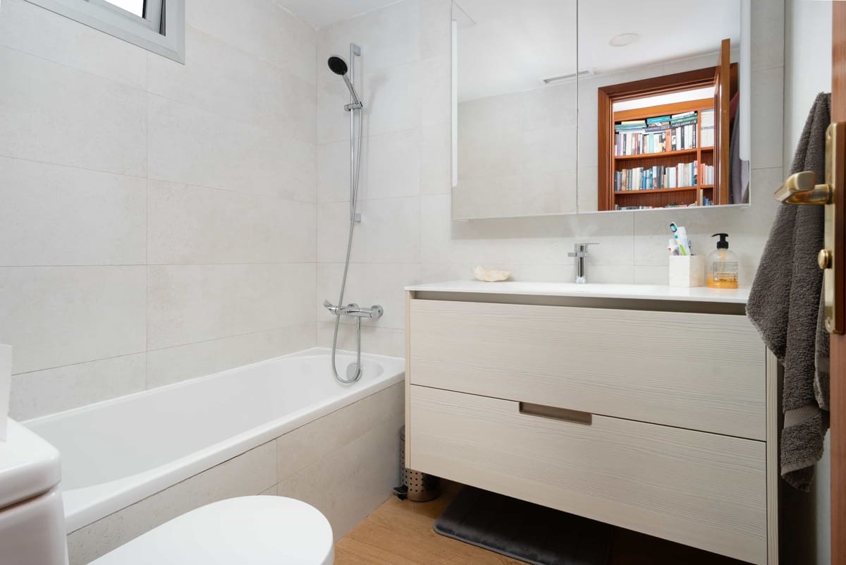 2 slaapkamer Penthouse te koop in Palma de Mallorca met garage - € 650.000 (Ref: 9827598)