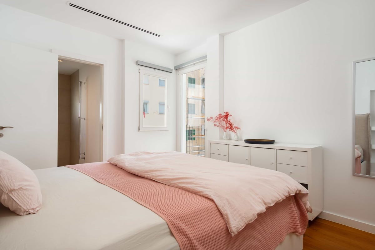 2 slaapkamer Flat te koop in Palma de Mallorca - € 550.000 (Ref: 9889221)