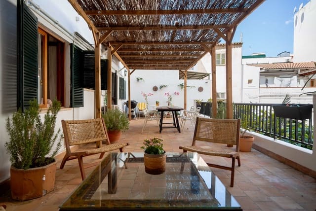 Piso de 3 habitaciones en Pere Garau, Palma de Mallorca en venta - 595.000 € (Ref: 9891099)
