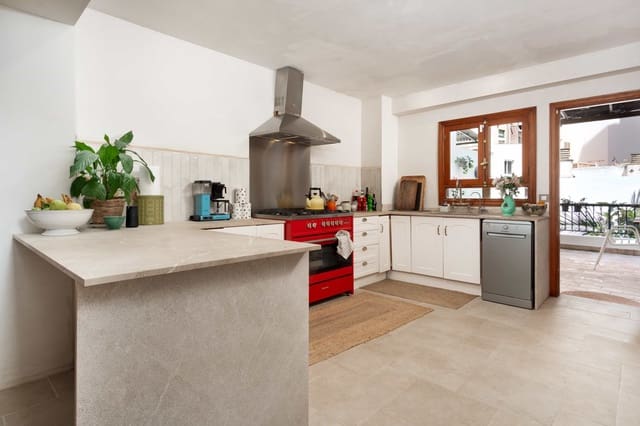 Piso de 3 habitaciones en Pere Garau, Palma de Mallorca en venta - 595.000 € (Ref: 9891099)