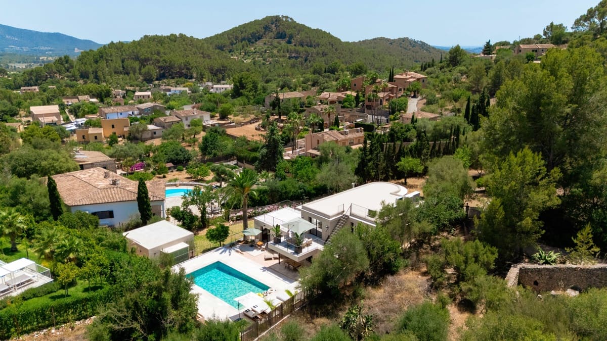 4 chambre Maison de Ville à vendre à Es Capdella avec piscine - 3 400 000 € (Ref: 9938946)