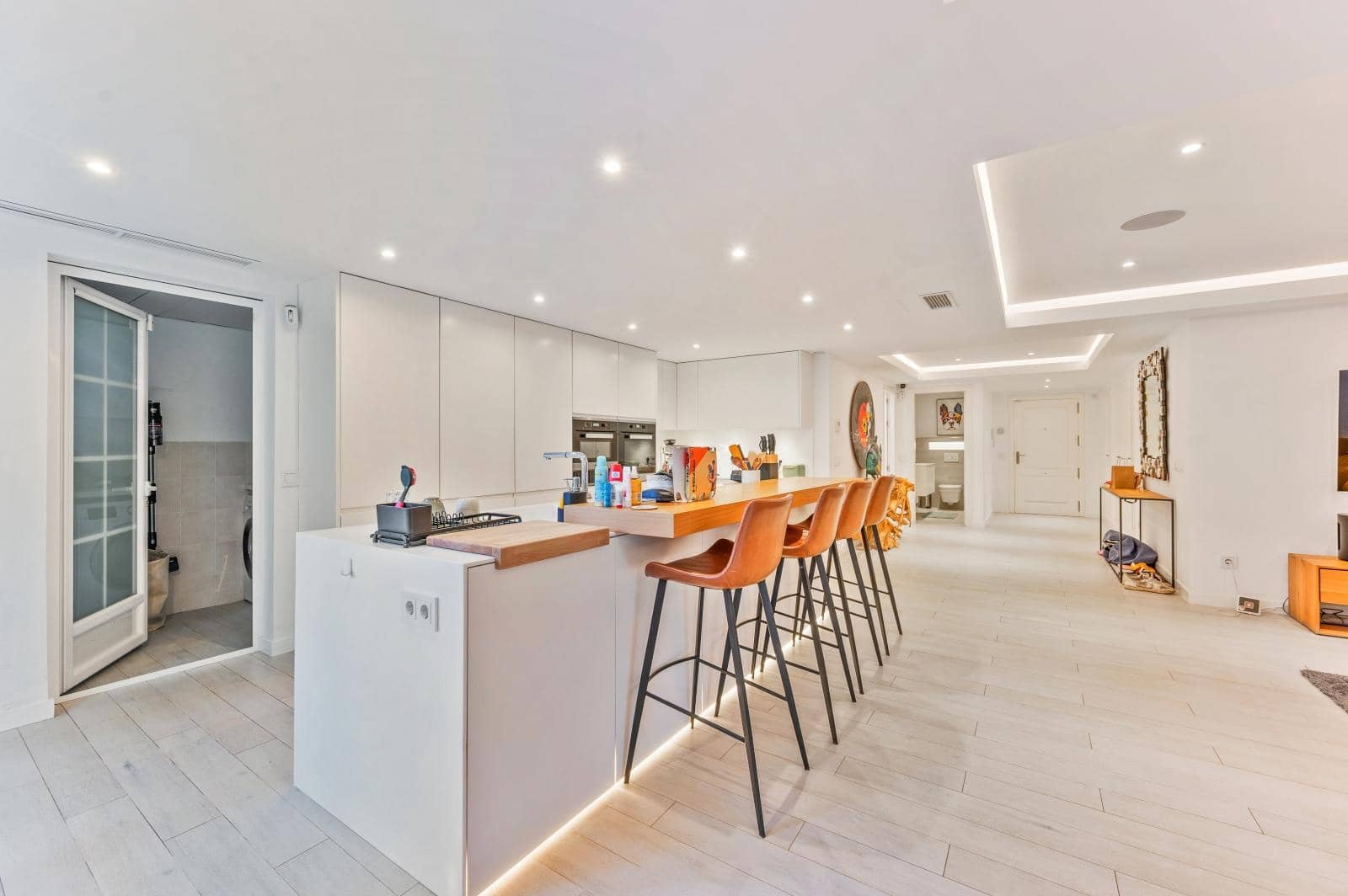 3 slaapkamer Flat te koop in Santa Ponsa met zwembad garage - € 1.395.000 (Ref: 9552362)