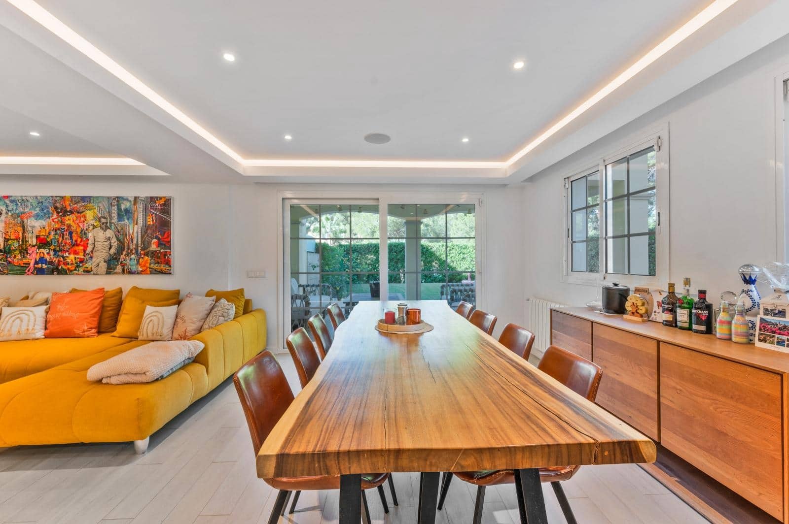 3 slaapkamer Flat te koop in Santa Ponsa met zwembad garage - € 1.395.000 (Ref: 9552362)