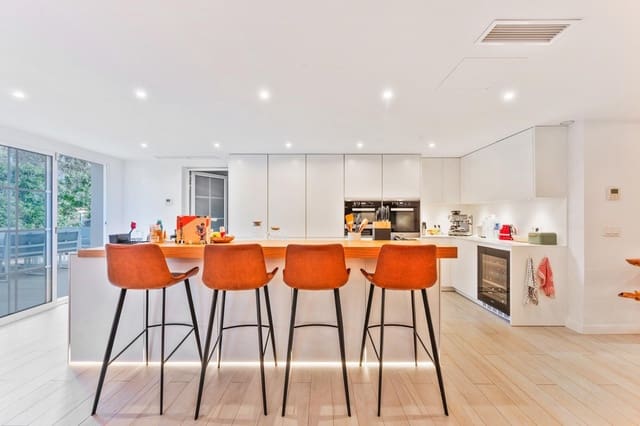 3 bedroom Flat for sale in Santa Ponsa, Calvià with pool garage - € 1,395,000 (Ref: 9552362)