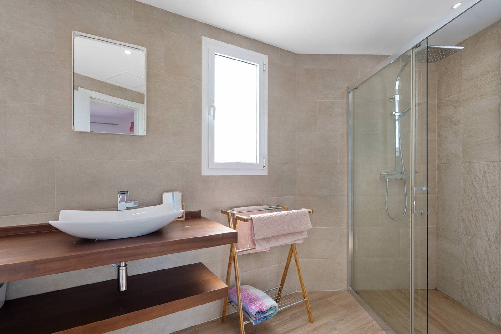 3 quarto Casa em Banda para venda em Santa Ponsa com piscina - 1 395 000 € (Ref: 9552365)