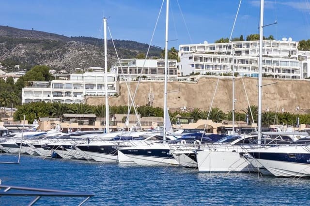 3 soveværelse Lejlighed til salg i Puerto Portals, Calvià med swimmingpool garage - € 1.495.000 (Ref: 9552367)