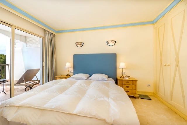 3 soveværelse Lejlighed til salg i Puerto Portals, Calvià med swimmingpool garage - € 1.200.000 (Ref: 9552368)