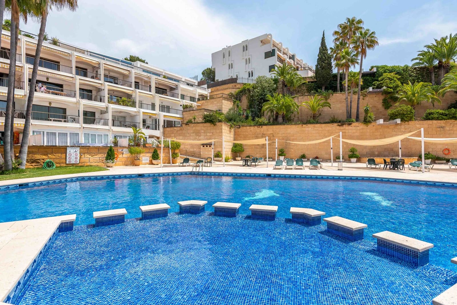 3 soveværelse Lejlighed til salg i Puerto Portals med swimmingpool garage - € 1.200.000 (Ref: 9552368)