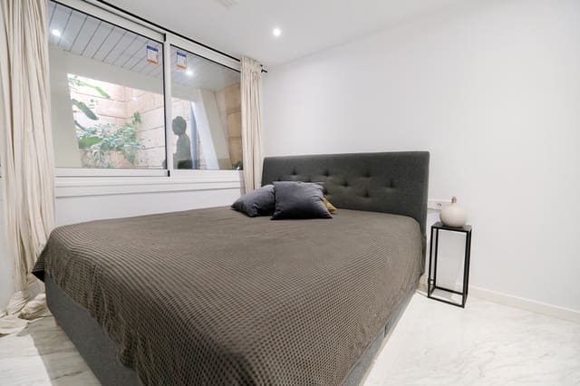 2 soveværelse Lejlighed til salg i Puerto Portals, Calvià med swimmingpool garage - € 1.100.000 (Ref: 9552369)