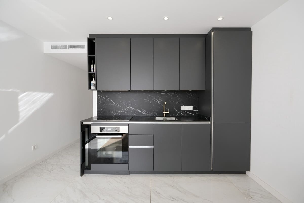 2 soveværelse Lejlighed til salg i Puerto Portals med swimmingpool garage - € 1.100.000 (Ref: 9552369)